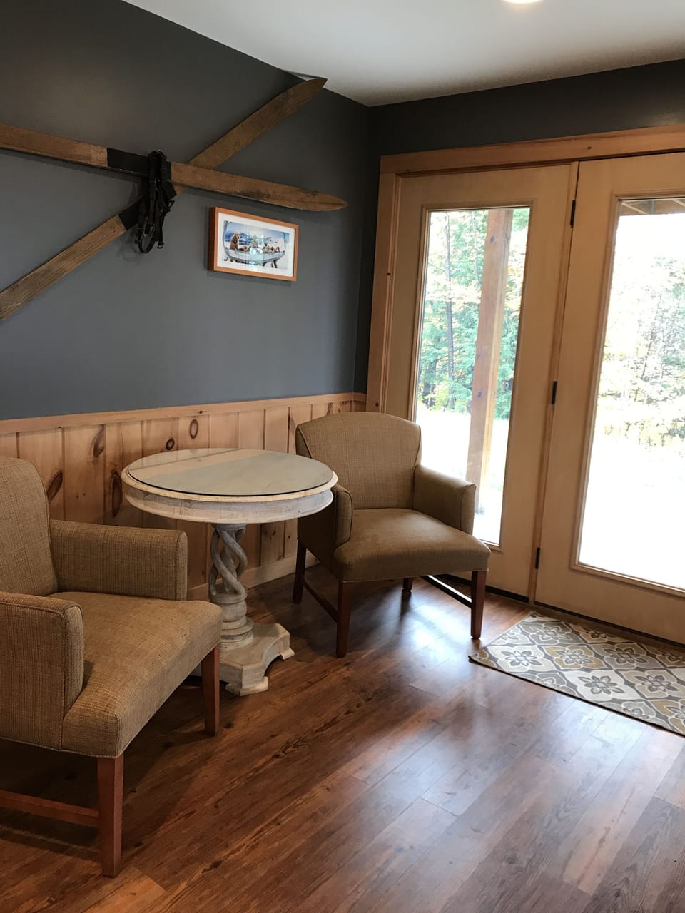 Lower level sitting area