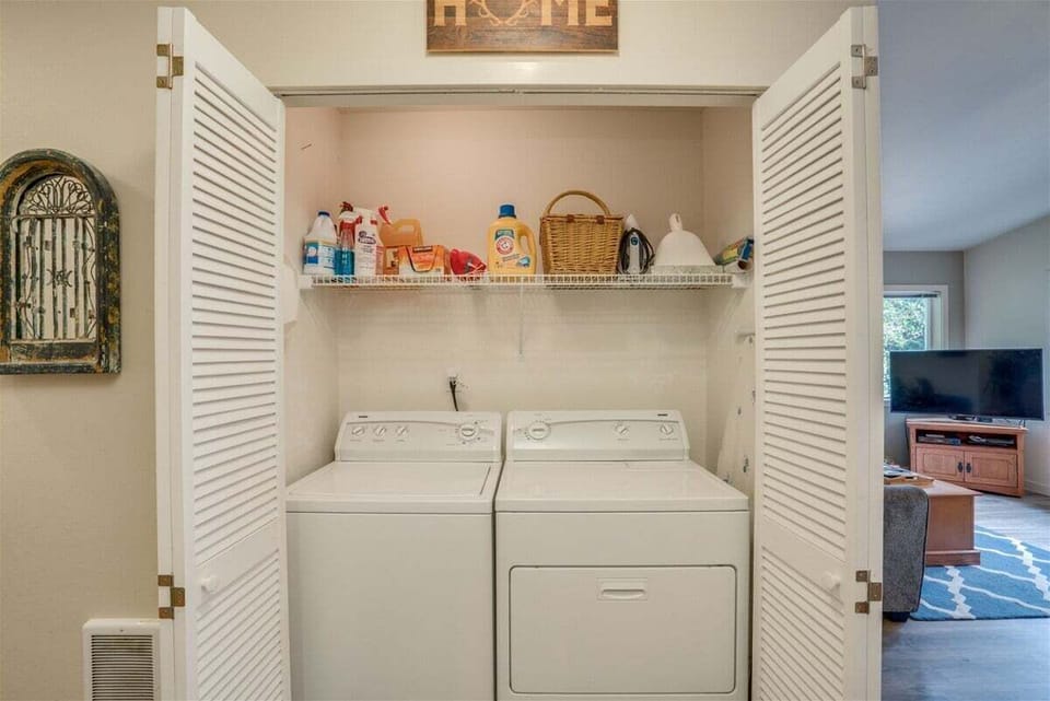 Laundry closet.