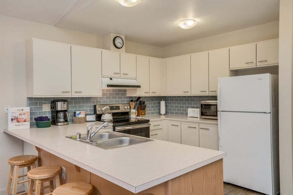 Lovely updated kitchen