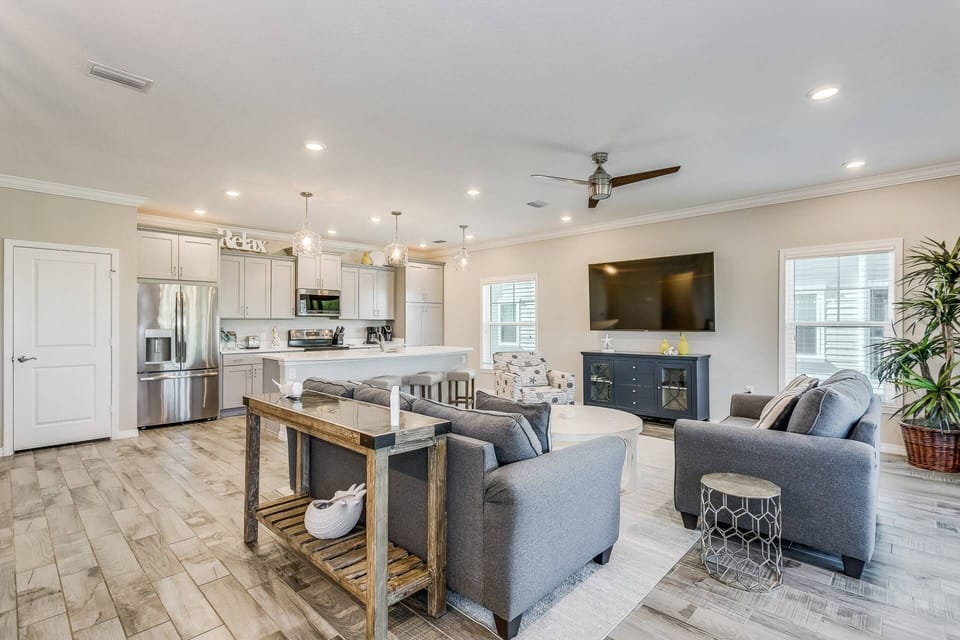 Space for the entire family to gather and create vacation memories