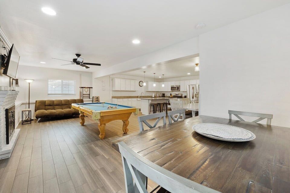Game room