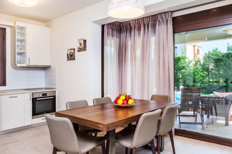 Superior Villa, 4 Bedrooms, Private Pool | Private kitchen | Fridge, oven, stovetop, dishwasher