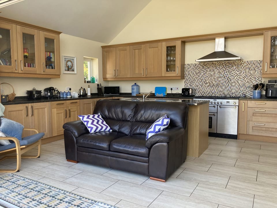 Cottage | Interior