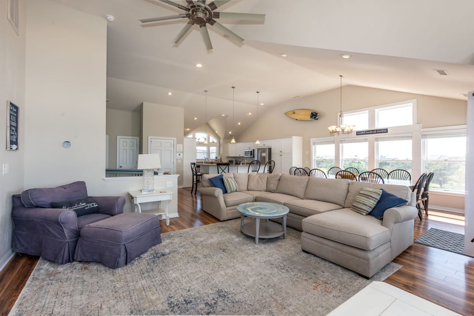 Open concept, beautiful views, new paint and decor. 