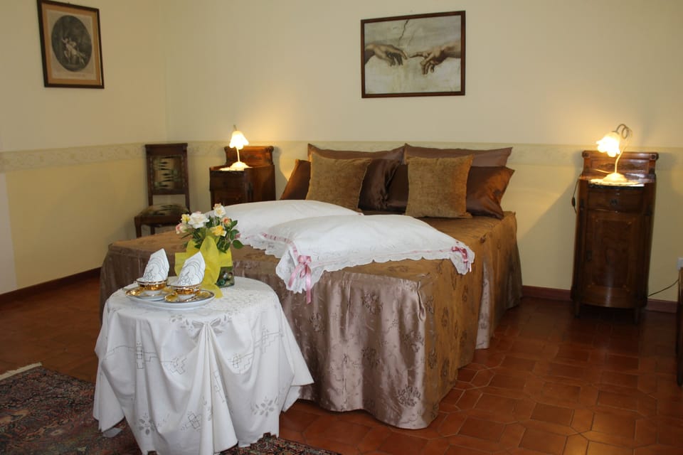 Suite, Annex Building | Free WiFi, bed sheets