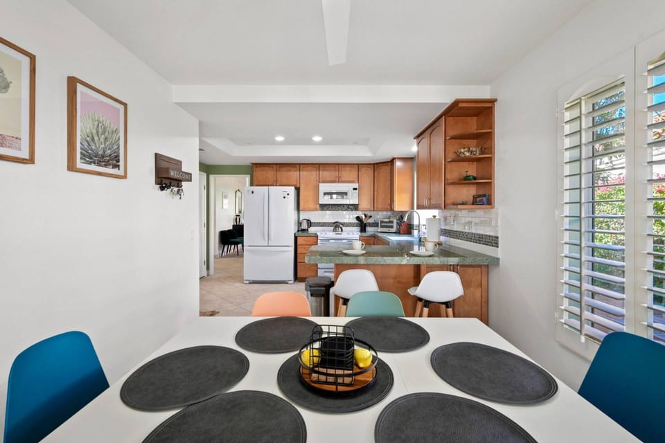 Breakfast Table