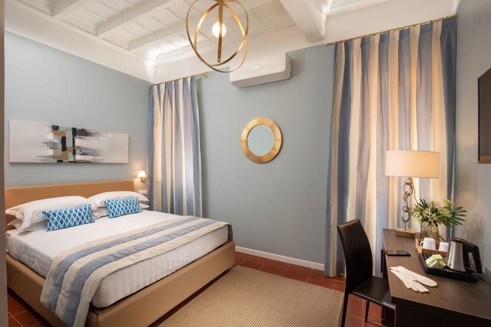 Deluxe Double Room, 1 Queen Bed, Bathtub | Premium bedding, down comforters, minibar, in-room safe