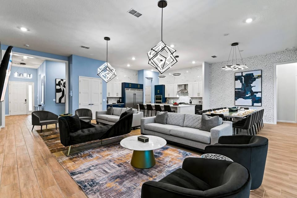 Living Room *Highlight*