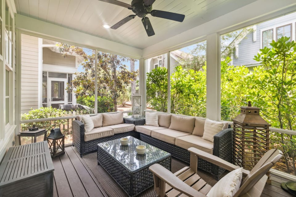 Spacious Screened-In Back Porch!