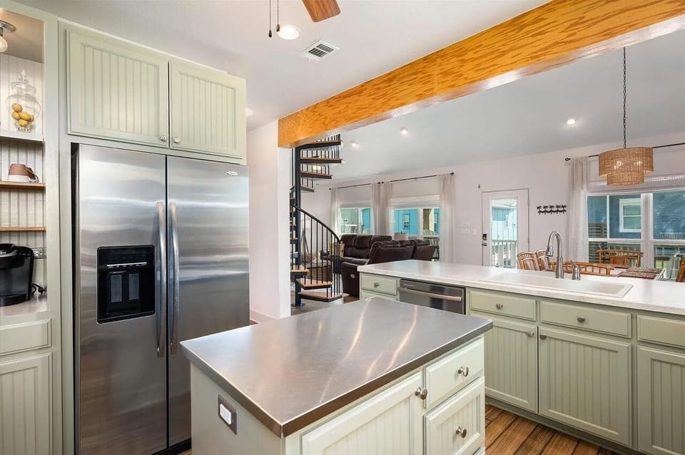 House, 4 Bedrooms | Interior