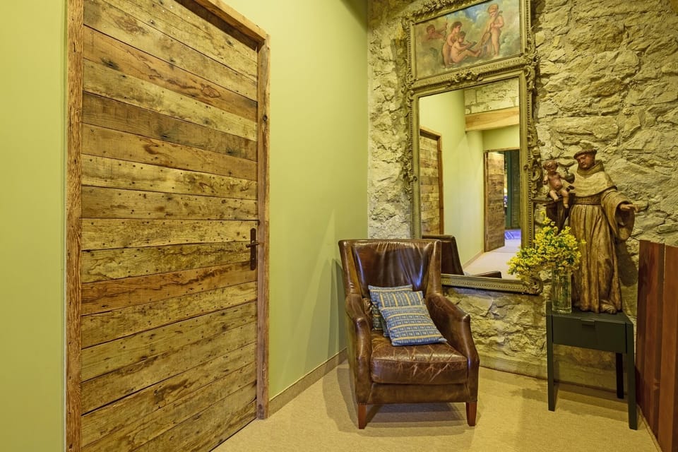 Deluxe Double Room, Ensuite (Lucques) | Miscellaneous