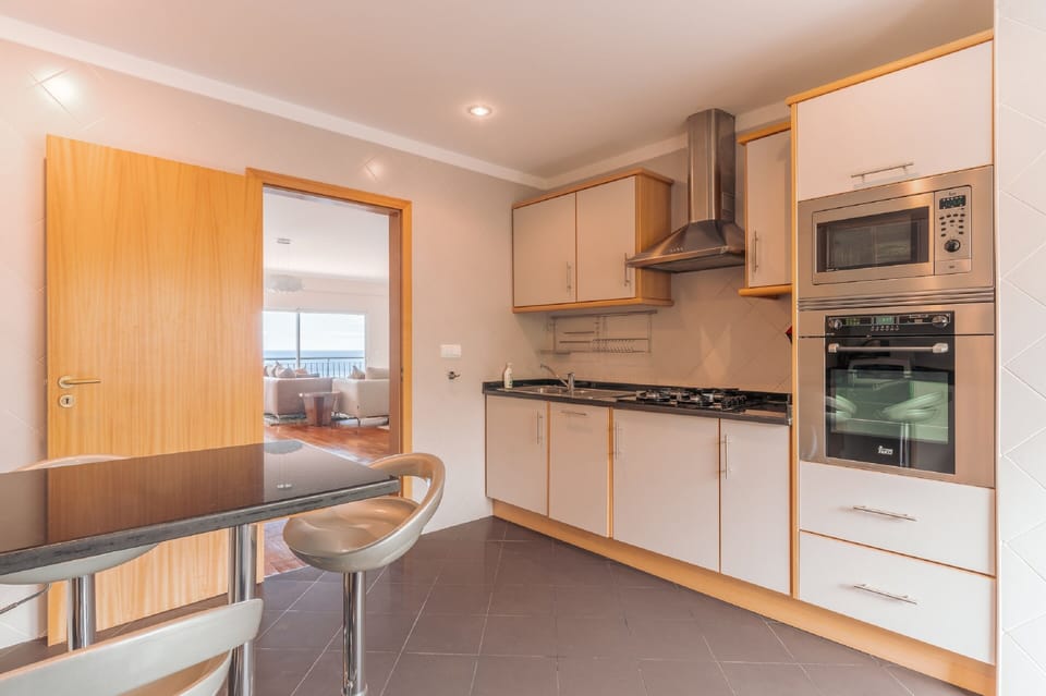 Fridge, oven, espresso maker, electric kettle