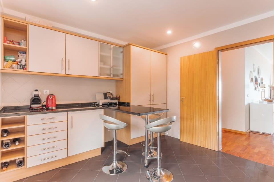 Fridge, oven, espresso maker, electric kettle