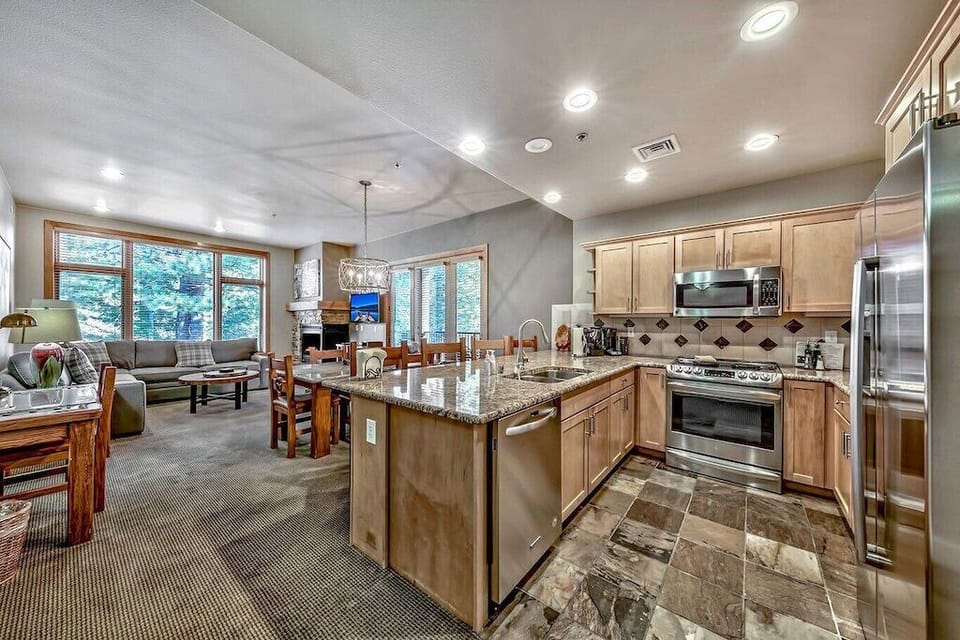 Fully equipped kitchen