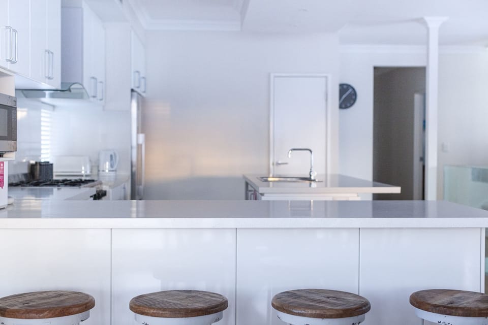 Breakfast Bar