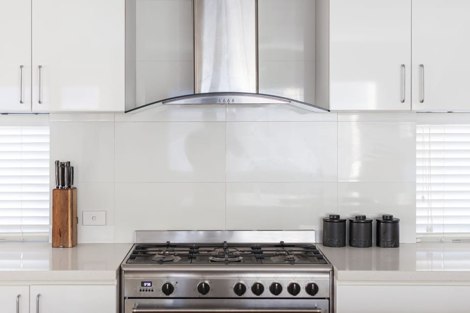 Gas Hob/ Electric Fan Oven