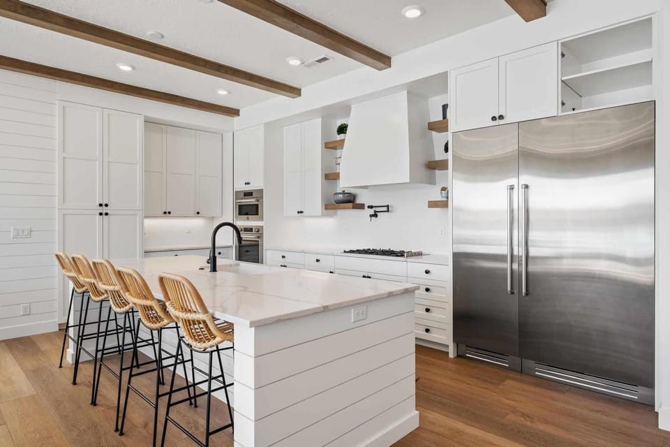 House, 6 Bedrooms | Private kitchen | Coffee/tea maker, fridge, oven, electric kettle