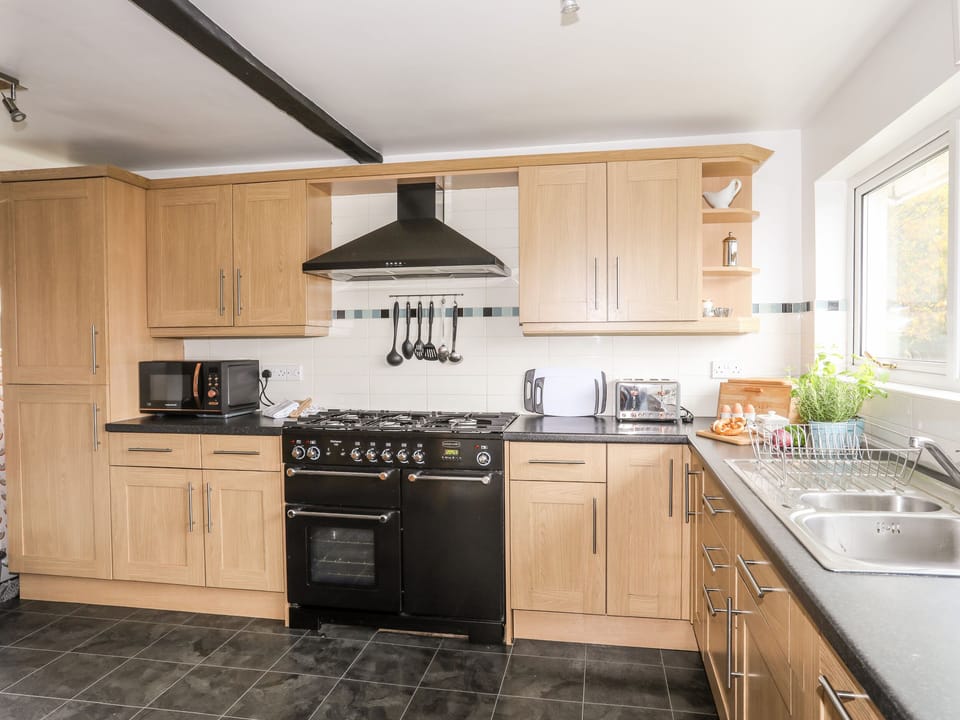 Cottage | Interior