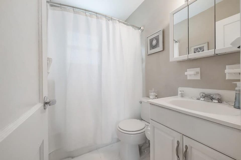 Bathroom 2 upstairs