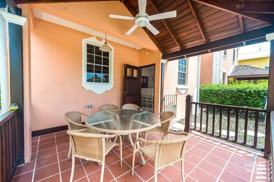Or dine alfresco on the patio in front of the pool