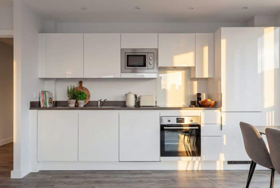 Fully quipped kitchen