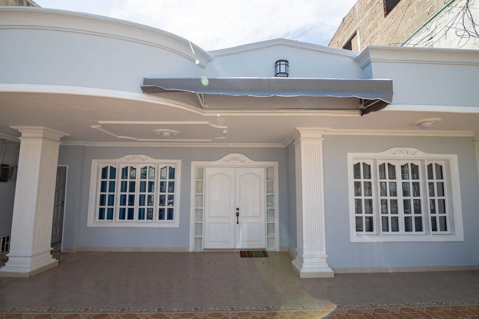 Facade / entrance