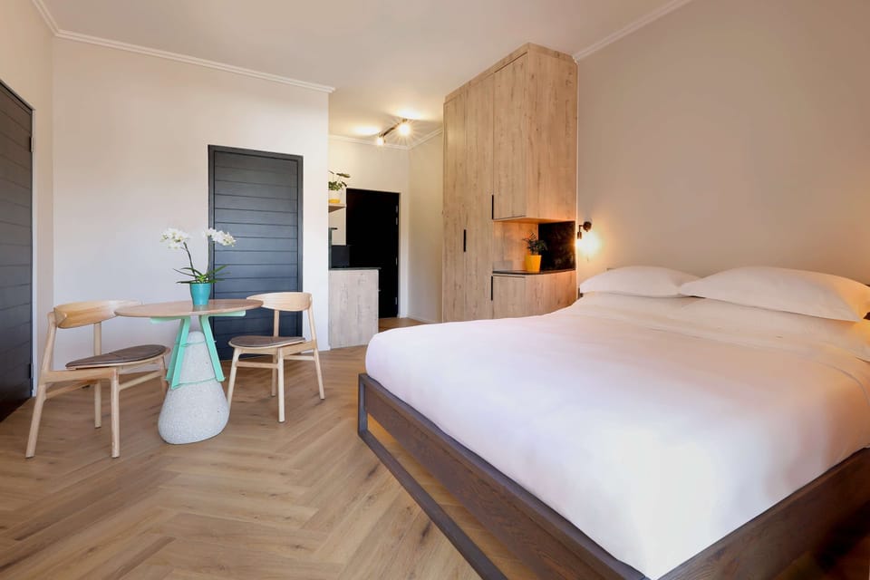 Suite, 2 Bedrooms | In-room safe, desk, laptop workspace, blackout drapes