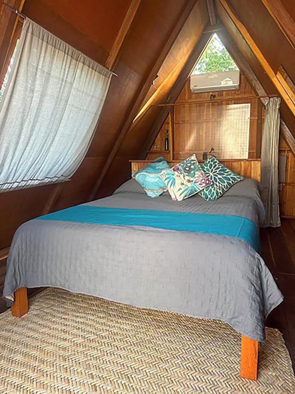 Standard Cabin | Minibar, individually decorated, individually furnished, free WiFi