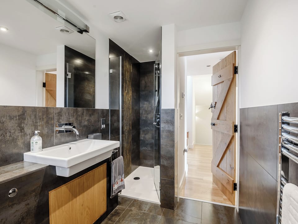 Bathroom | Hafan Yr Haul, Arthog