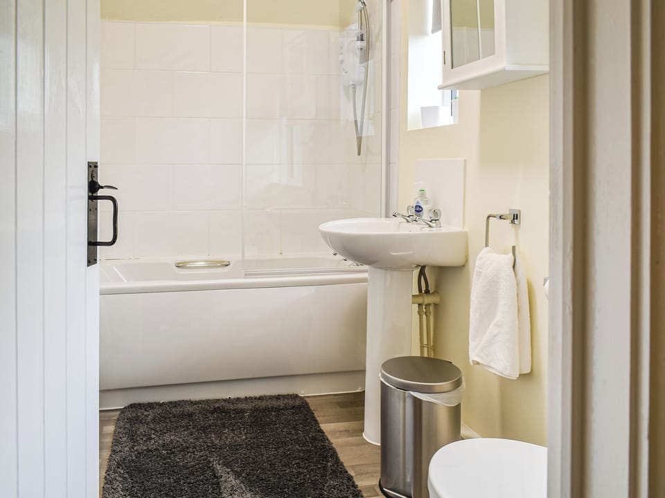 Bathroom | Brynfields, Shirley, near Ashbourne