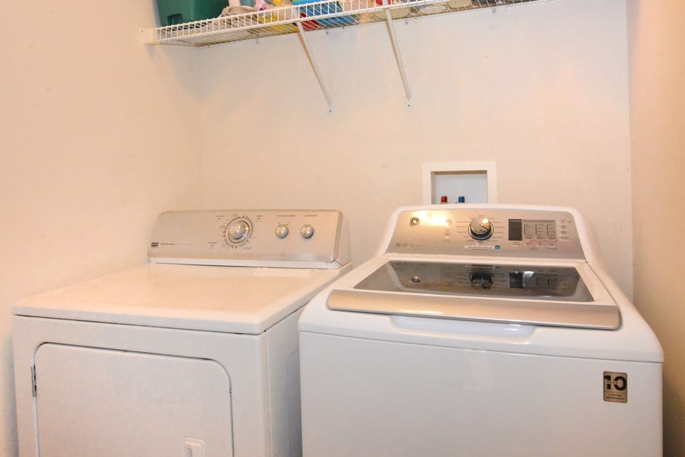 Full Washer & Dryer