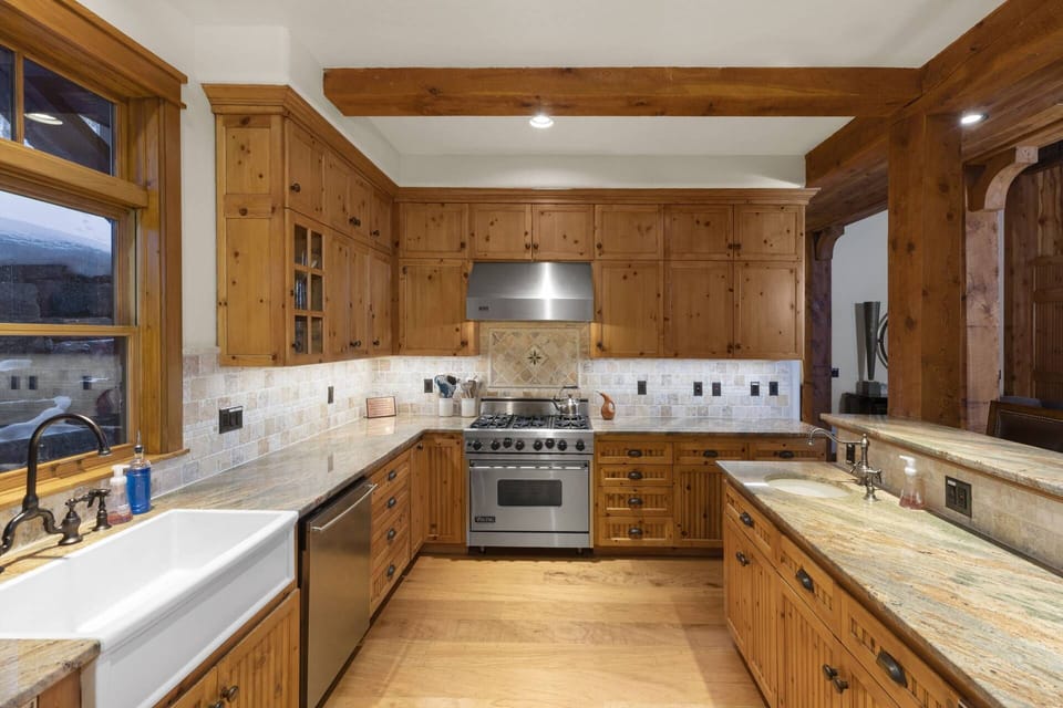 Gourmet Kitchen