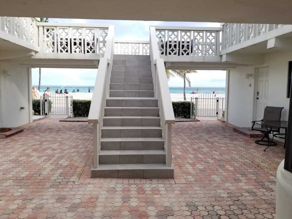 view of courtyard. Unit 4 is the door on the right