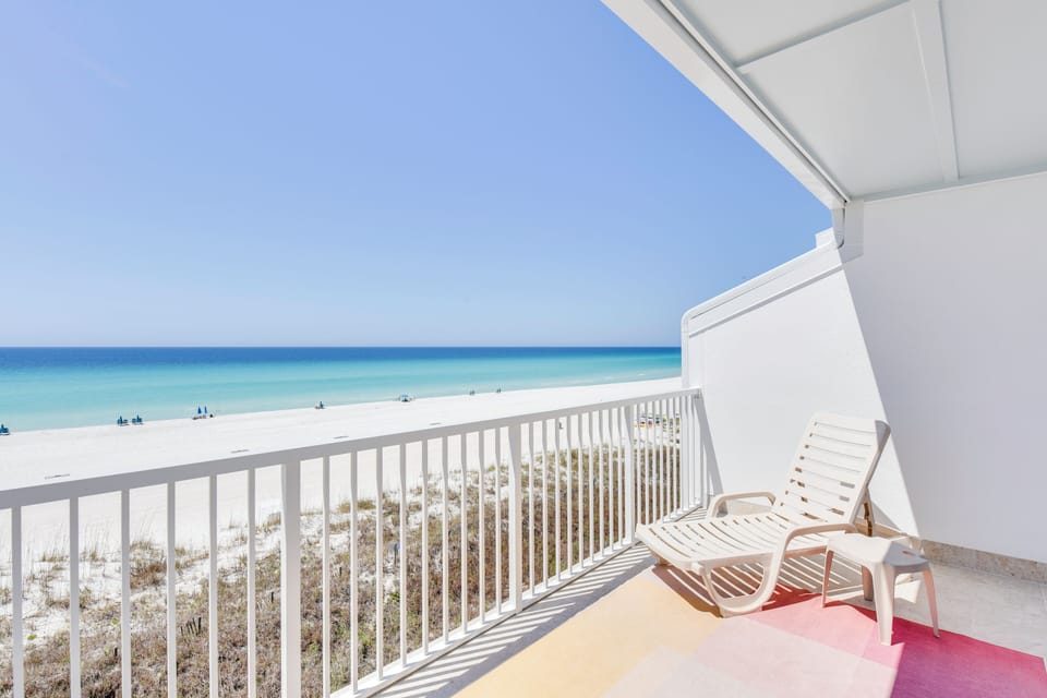 Bedroom 1 | Private Balcony