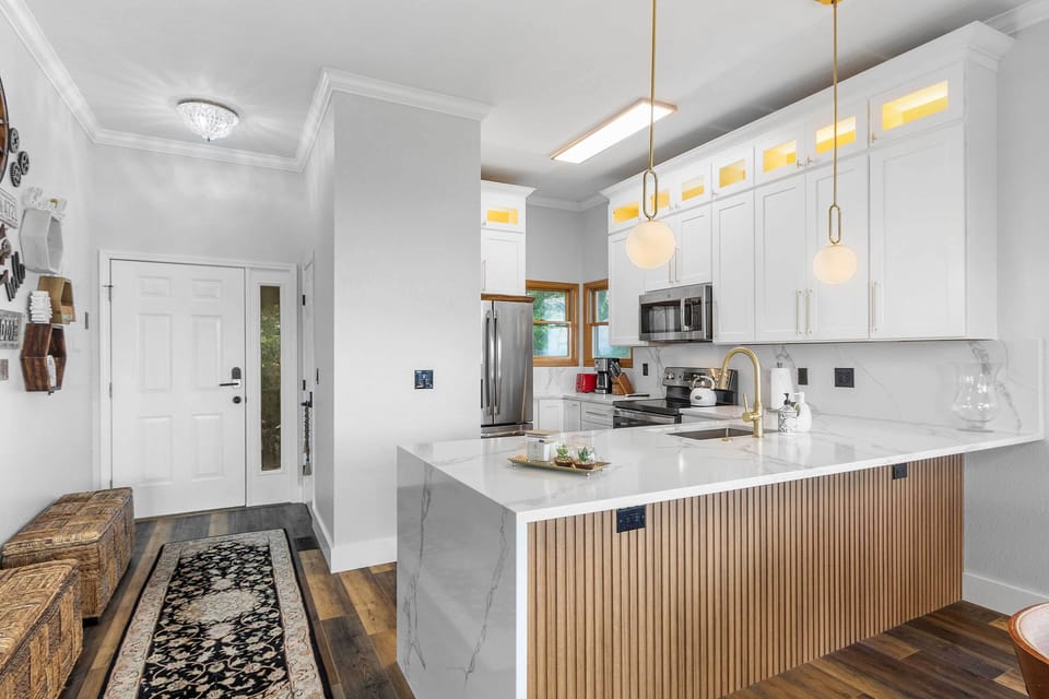 Fully Equipped Kitchen | Cooking Basics Provided