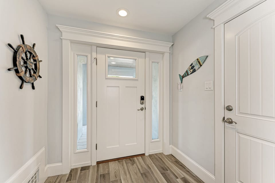 Fernweh Front Entryway