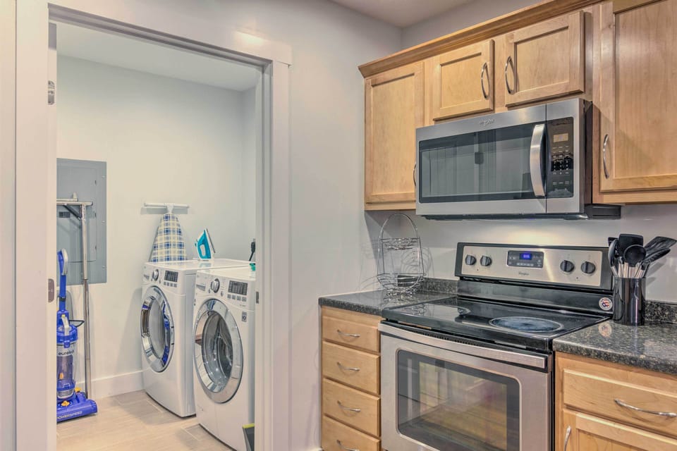 Fully Equipped Kitchen | Laundry Access