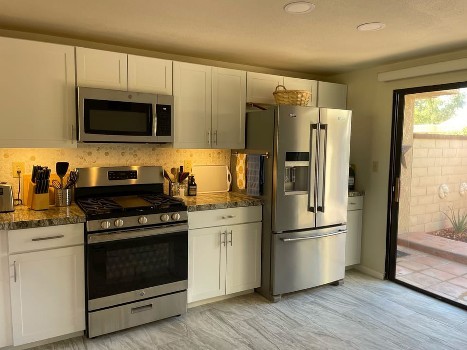 Newly remodeled kitchen with under cabinet lighting