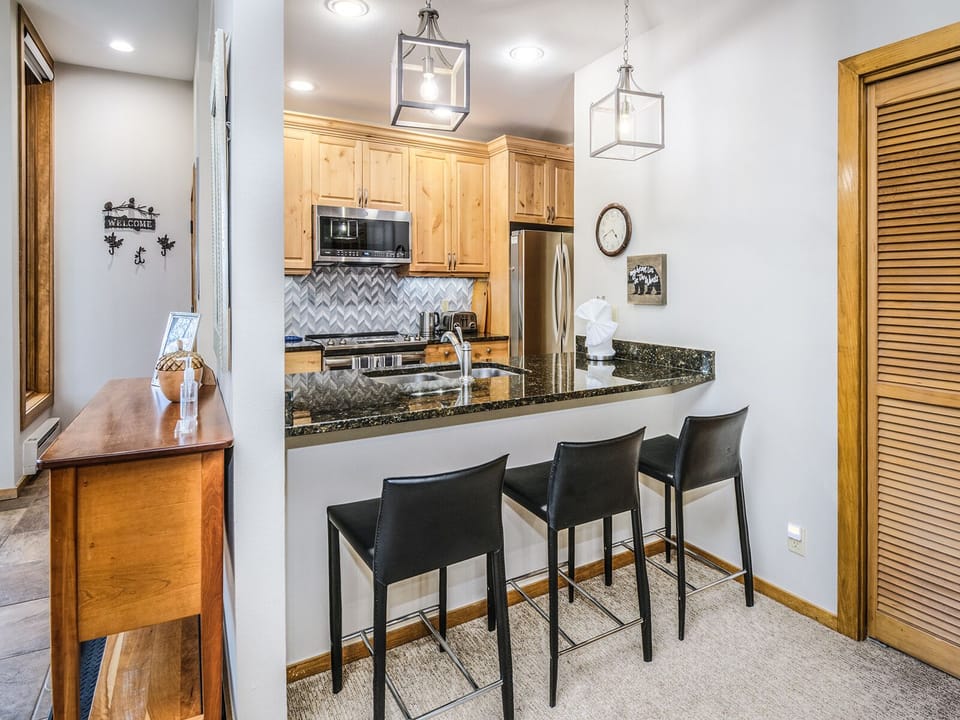 Counter Seating