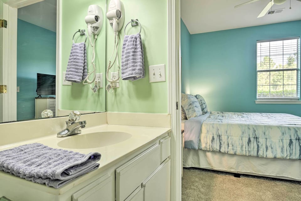 En-Suite Bathroom | Hair Dryer