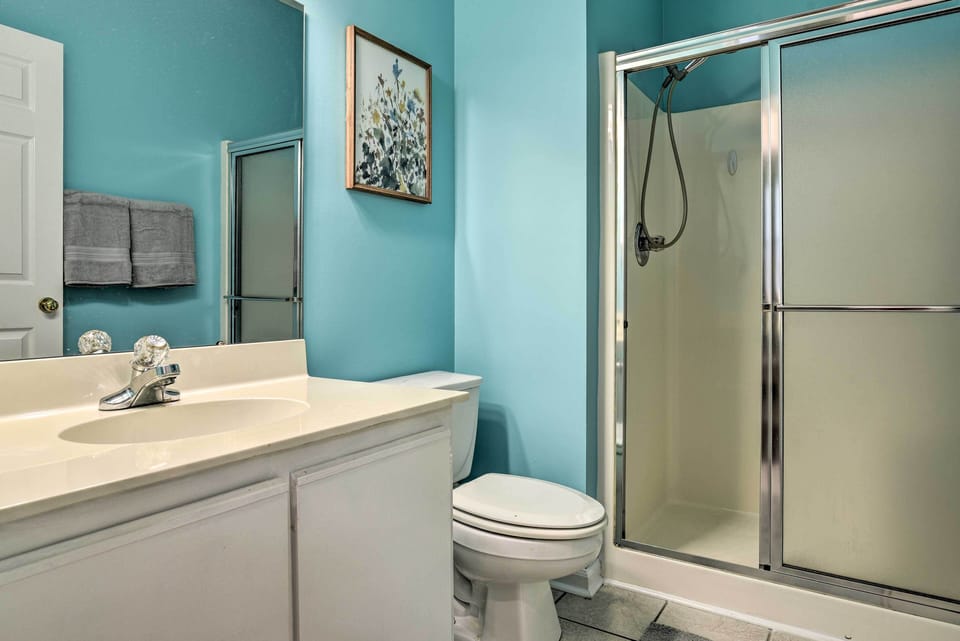 Full Bathroom