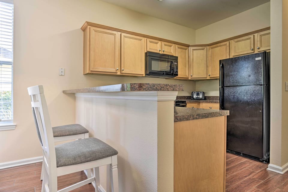 Kitchen | Fully Equipped | Cooking Basics