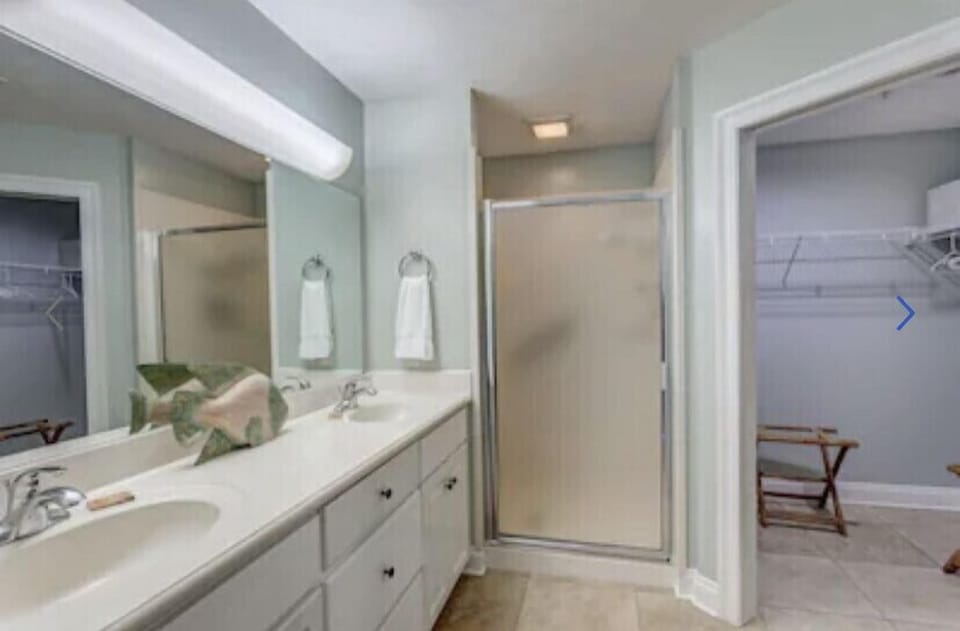 Master Bath w/ Walk In Shower - Large Closet