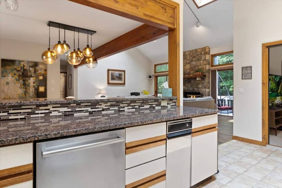 Updated granite counter tops