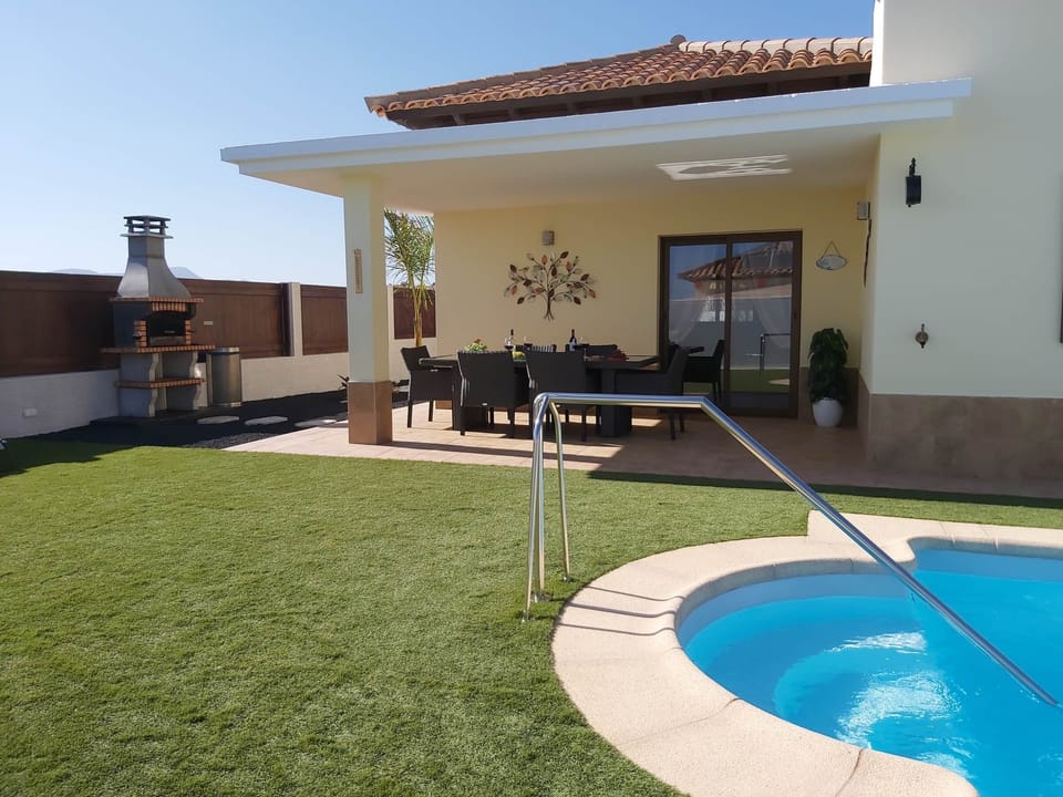Swimming pool área