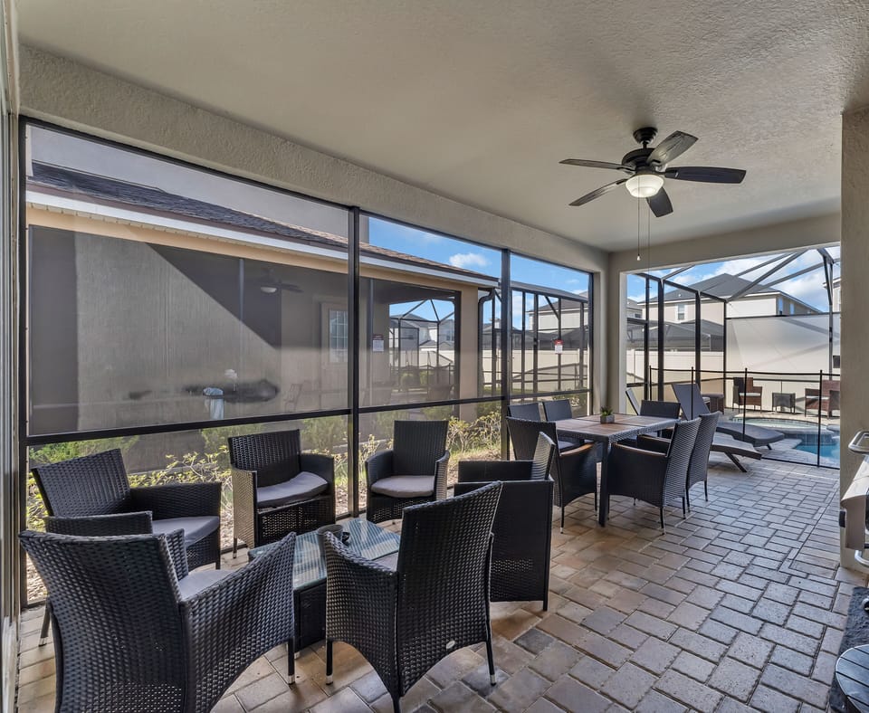 Beautiful lanai with ample seating for the whole family.