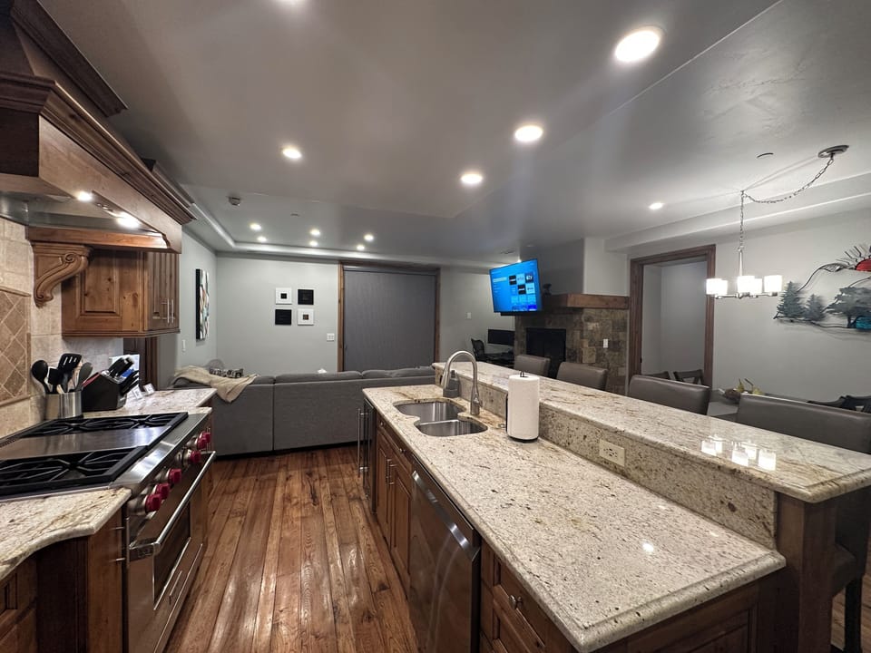 Ample conversing space to chat while the chef cooks.