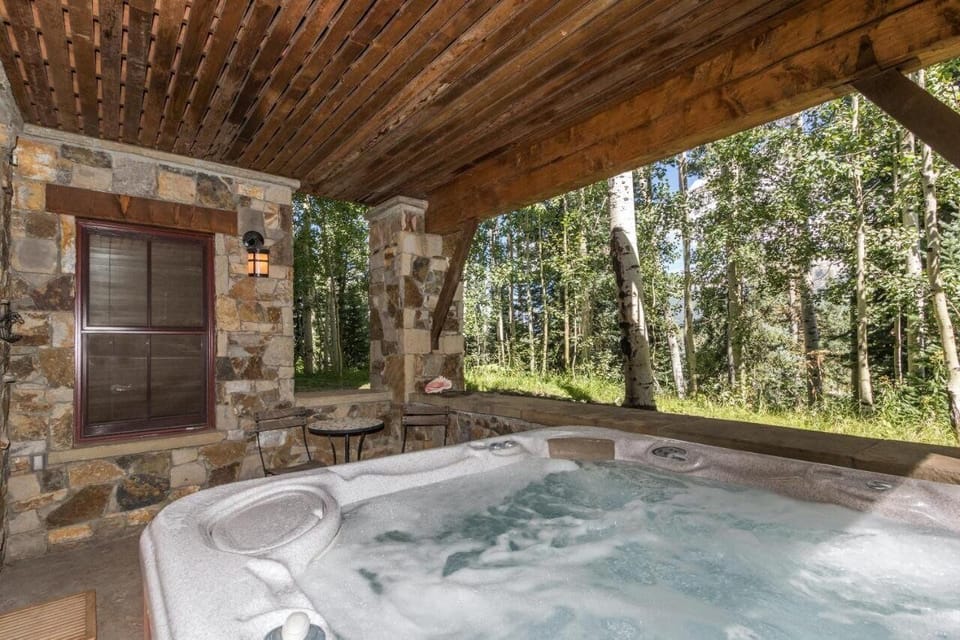 Outdoor Hottub