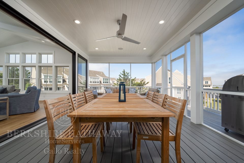 Screened In Porch Dining Area