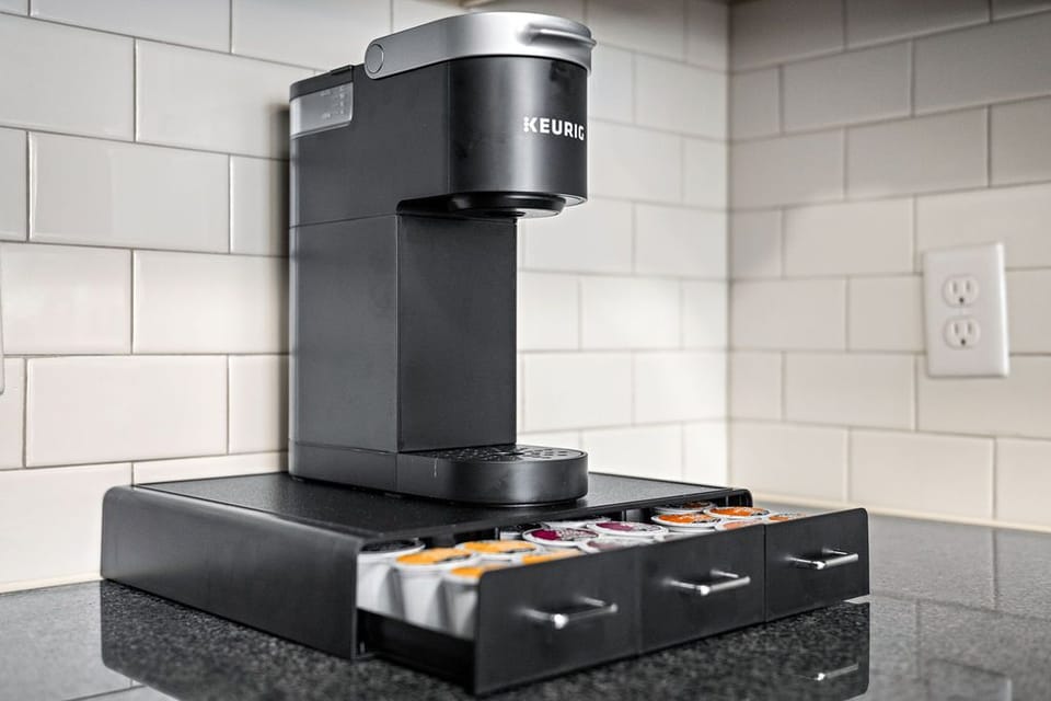Wake up and have your favorite coffee in the morning.